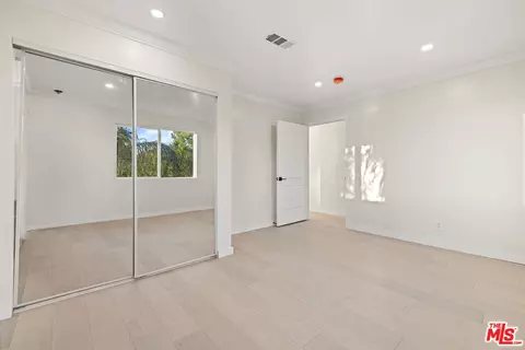 Bedroom - 10941 Cardamine Pl, Tujunga, CA 91042 photo 2 of 9