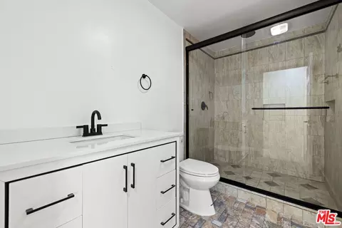 Bath - 10941 Cardamine Pl, Tujunga, CA 91042 photo 3 of 4