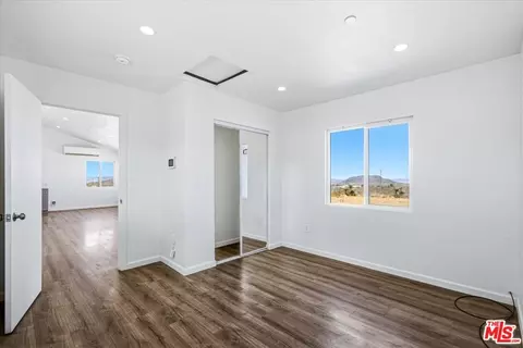 Bedroom - 56133 Jesse Rd, Landers, CA 92285 photo 3 of 4