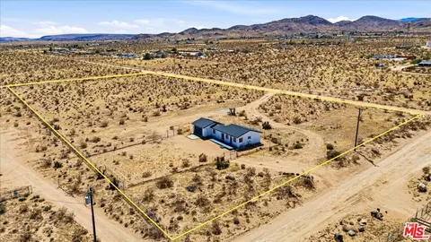 View/Area - 56133 Jesse Rd, Landers, CA 92285 photo 2 of 12