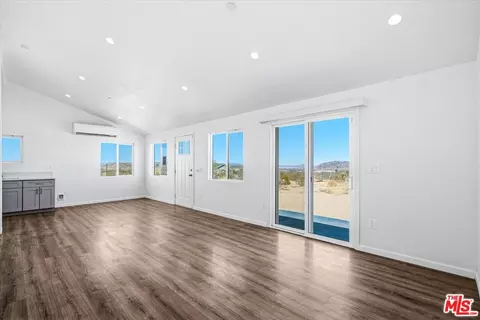 Living - 56133 Jesse Rd, Landers, CA 92285 photo 2 of 2