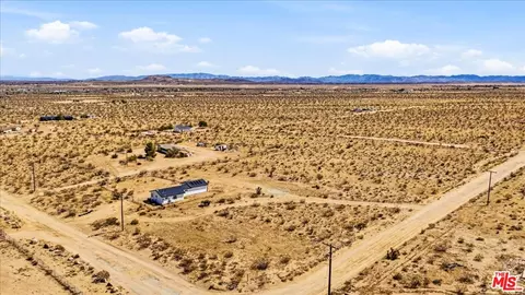 View/Area - 56133 Jesse Rd, Landers, CA 92285 photo 11 of 12