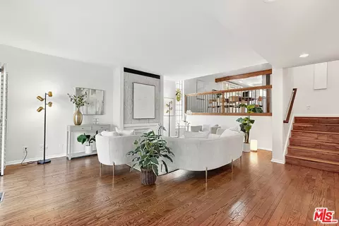 13226 Admiral Ave #N, Marina Del Rey, CA 90292