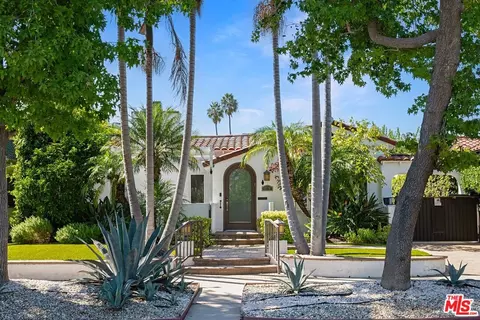 1173 S Point View St, Los Angeles, CA 90035