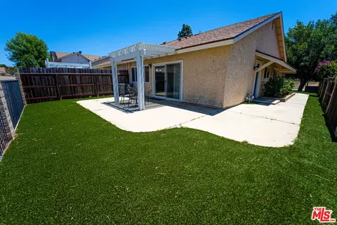Exterior - 1963 Covington Ave, Simi Valley, CA 93065 photo 2 of 7