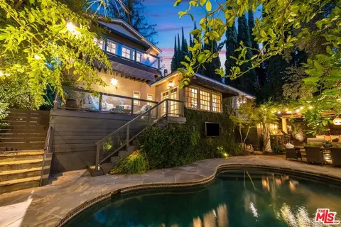 14633 Valley Vista Blvd, Sherman Oaks, CA 91403