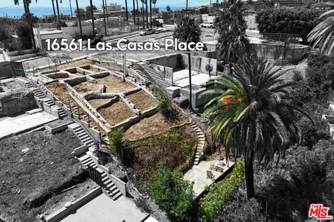 16561 Las Casas Pl, Pacific Palisades, CA 90272