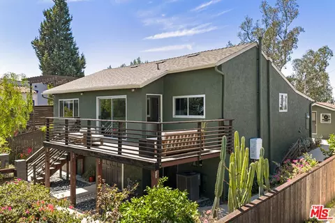 853 Tipton Ter, Los Angeles, CA 90042