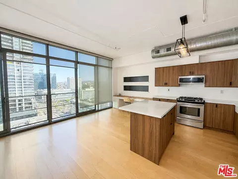 1100 S Hope St #1510, Los Angeles, CA 90015