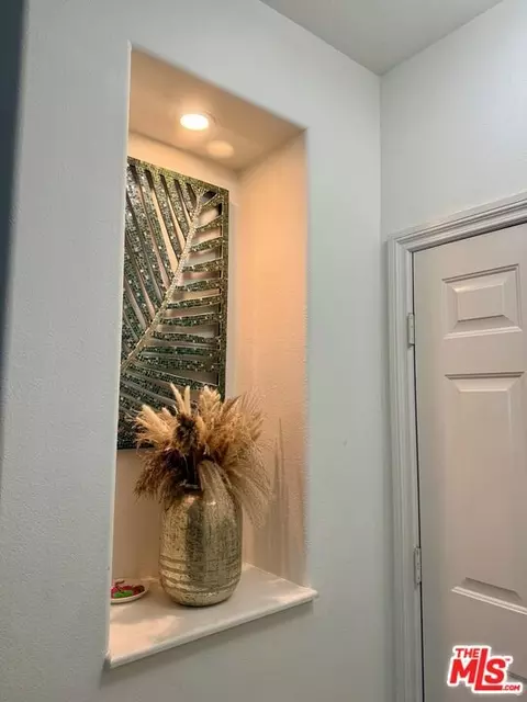 Entry Way - 43033 Manchester Ct, Temecula, CA 92592 photo 1 of 5