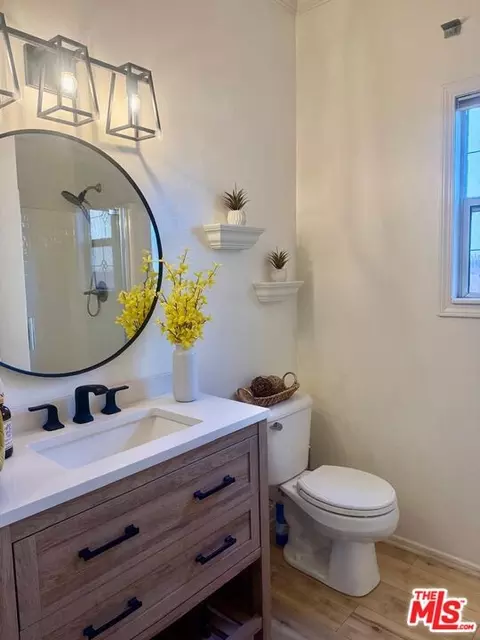 Bath - 43033 Manchester Ct, Temecula, CA 92592 photo 1 of 3