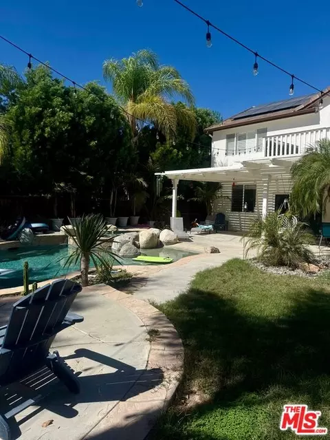 Exterior - 43033 Manchester Ct, Temecula, CA 92592 photo 6 of 8