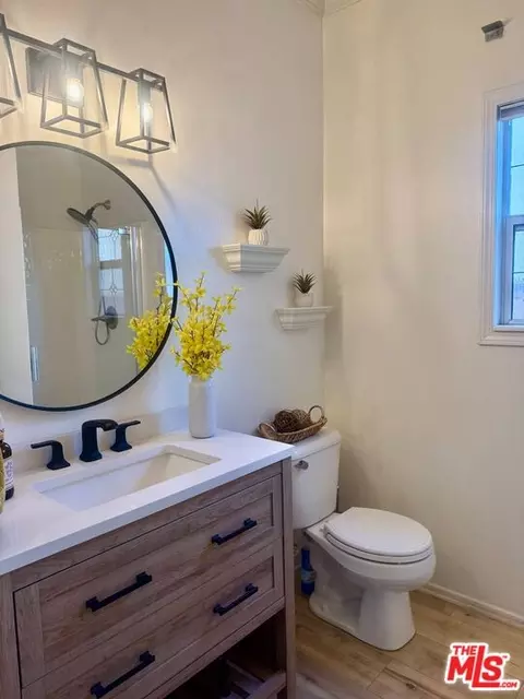 Bath - 43033 Manchester Ct, Temecula, CA 92592 photo 3 of 3