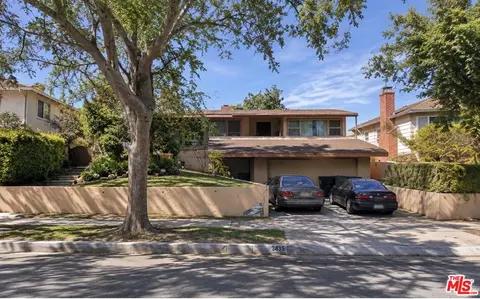 3435 W 84th Pl, Inglewood, CA 90305
