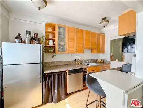 Kitchen - 315 W 3rd St #203, Long Beach, CA 90802 photo 1 of 2