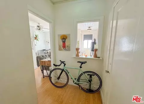 Entry Way - 315 W 3rd St #203, Long Beach, CA 90802 photo 1 of 2