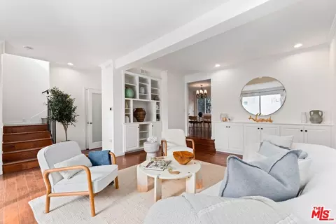 910 19th St #10, Santa Monica, CA 90403