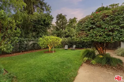 93 S Daisy Ave, Pasadena, CA 91107 photo 39