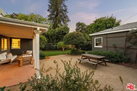 93 S Daisy Ave, Pasadena, CA 91107 photo 40