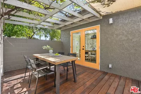 93 S Daisy Ave, Pasadena, CA 91107 photo 31
