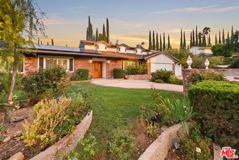 19230 Cheyenne St, Porter Ranch, CA 91326