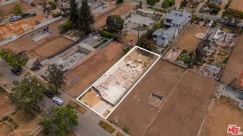 930 Kagawa St, Los Angeles, CA 90272