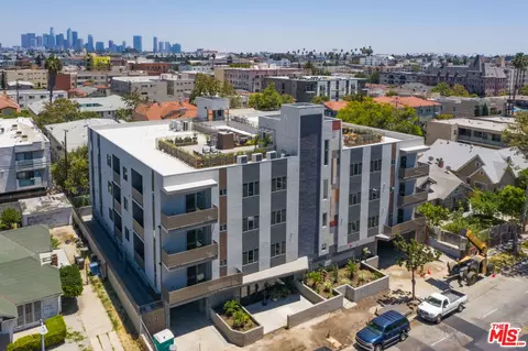 820 S Wilton Pl #306, Los Angeles, CA 90005