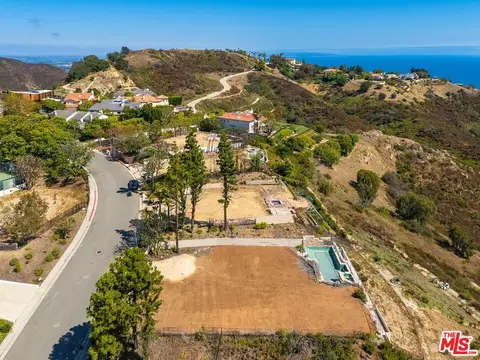 16740 Monte Hermoso Dr, Pacific Palisades, CA 90272
