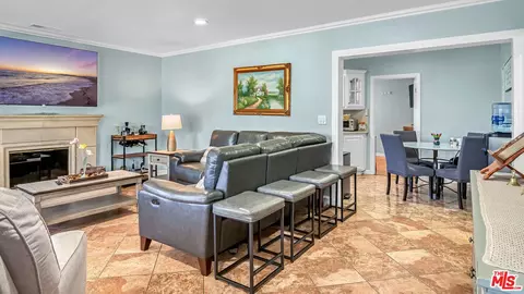 Living - 7069 Apperson St, Tujunga, CA 91042 photo 2 of 3
