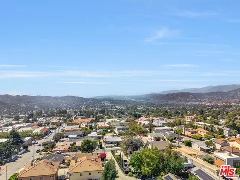 View/Area - 7069 Apperson St, Tujunga, CA 91042 photo 5 of 7