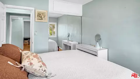 Bedroom - 7069 Apperson St, Tujunga, CA 91042 photo 2 of 13
