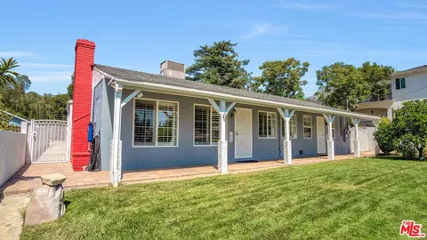 Exterior - 7069 Apperson St, Tujunga, CA 91042 photo 14 of 15