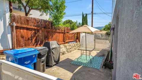 Exterior - 7069 Apperson St, Tujunga, CA 91042 photo 4 of 15