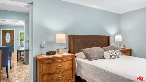 Bedroom - 7069 Apperson St, Tujunga, CA 91042 photo 3 of 13