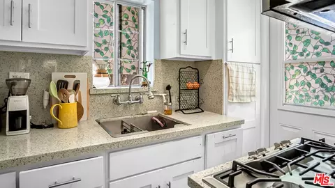 Kitchen - 7069 Apperson St, Tujunga, CA 91042 photo 1 of 3