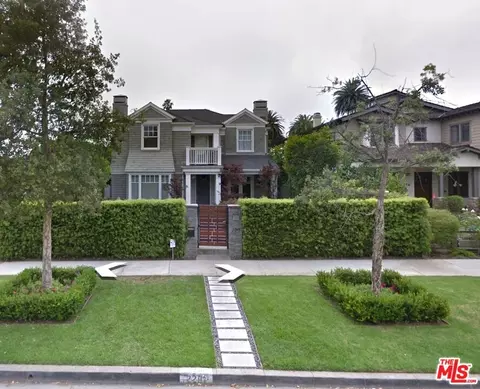 220 12th St, Santa Monica, CA 90402