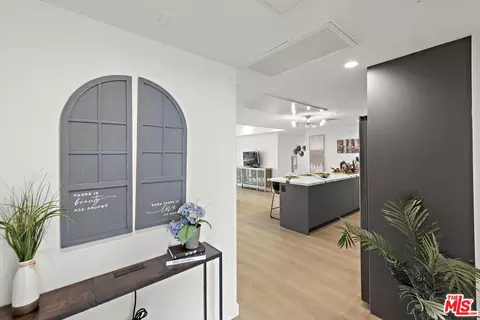 321 S Oxford Ave #603, Los Angeles, CA 90010