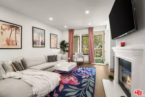 5625 Crescent Park #139, Playa Vista, CA 90094