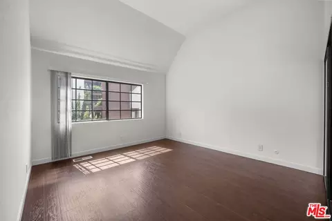 Bedroom - 230 Bethany Rd #120, Burbank, CA 91504 photo 3 of 6