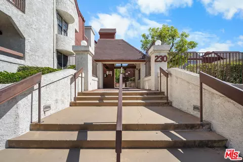 Exterior - 230 Bethany Rd #120, Burbank, CA 91504 photo 4 of 5