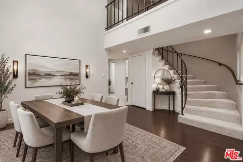 Dining - 230 Bethany Rd #120, Burbank, CA 91504 photo 1 of 1
