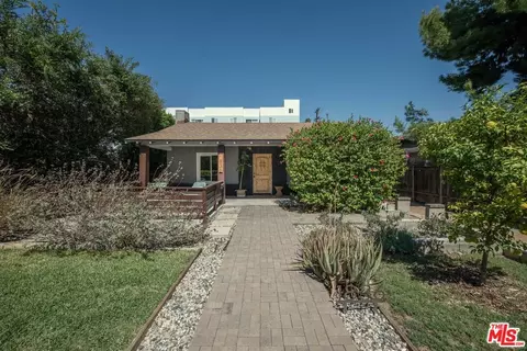 Exterior - 1836 Vassar St, Glendale, CA 91204 photo 2 of 14