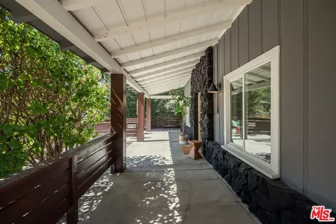 Exterior - 1836 Vassar St, Glendale, CA 91204 photo 6 of 14