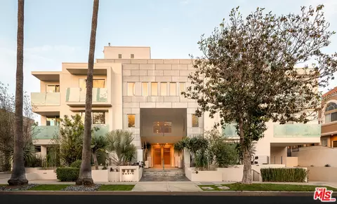 928 N Croft Ave #303, West Hollywood, CA 90069