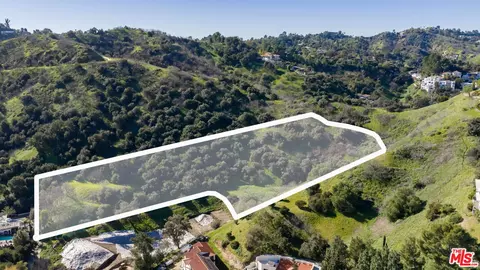 12340 Viewcrest Rd, Studio City, CA 91604 photo 7