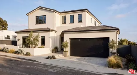 720 Lachman Ln, Los Angeles, CA 90272