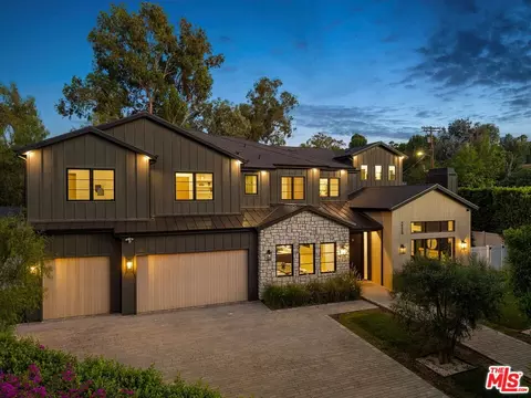 5124 Calvin Ave, Tarzana, CA 91356