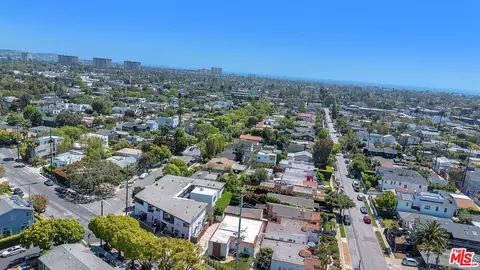 View/Area - 2001 Penmar Ave, Venice, CA 90291 photo 1 of 8
