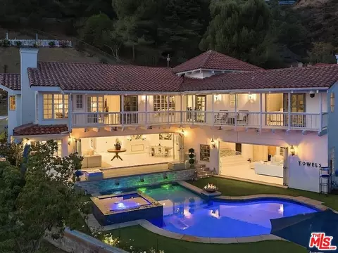 1423 Floresta Pl, Pacific Palisades, CA 90272