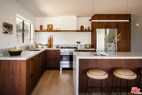 4020 Division St, Los Angeles, CA 90065